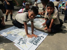 Con Mi Cali Bonita 223 ni&ntilde;os y ni&ntilde;as pintaron mural en los alrededores de la Alameda de Silo&eacute;