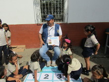 Con Mi Cali Bonita 223 ni&ntilde;os y ni&ntilde;as pintaron mural en los alrededores de la Alameda de Silo&eacute;