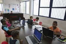 Biblioteca comuna 20