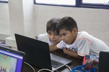 Biblioteca comuna 20