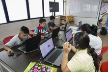 Biblioteca comuna 20