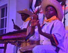 Los Petronitos le dieron la bienvenida al vig&eacute;simo segundo Festival de M&uacute;sica del Pac&iacute;fico Petronio &Aacute;lvarez