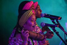 Los Petronitos le dieron la bienvenida al vig&eacute;simo segundo Festival de M&uacute;sica del Pac&iacute;fico Petronio &Aacute;lvarez