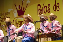Tarima del Petronio &Aacute;lvarez 2018 03