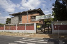 Traslado de estudiantes del colegio Jos&eacute; Mar&iacute;a Vivas Balc&aacute;zar se hizo por inicio de obras de construcci&oacute;n 2