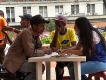 Carpa de servicios promueve h&aacute;bitos saludables que eviten riesgos a los habitantes de calle