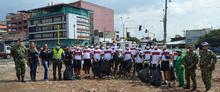 Jornada de limpieza en zona de renovaci&oacute;n urbana del centro de Cali 5