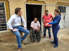 Gerente de Cali Distrito Especial recorri&oacute; la Comuna 18