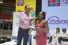 24 personas en proceso de reincorporaci&oacute;n y reintegraci&oacute;n recibieron subsidios en Cali