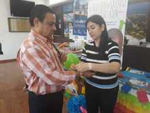 Estrategia puerta a puerta para que todos vayan al colegio