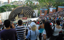 Aprenda a bailar los pasos de la salsa cale&ntilde;a en el Parque Alameda 