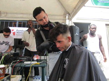 Habitantes de calle del sector de Santa Elena disfrutaron de una jornada de peluquer&iacute;a