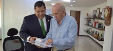 Senador estadounidense reconoce labor del alcalde Armitage en materia de educaci&oacute;n y empleabilidad