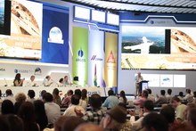 Alcalde Armitage, present&oacute; avances en renovaci&oacute;n urbana, en el Congreso Nacional de Infraestructura. 