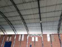 Unidad de Bienes y Servicios entreg&oacute; como nuevo el Coliseo del barrio la Base