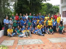 Ni&ntilde;os de las escuelas le cantan a su r&iacute;o
