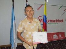 Docentes recibieron certificado de "Pensar otras formas de Ser y Hacer Escuela"