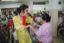 Asomaron narices de felicidad en el ancianato San Miguel