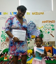 L&iacute;deres comunitarios se certifican en  acompa&ntilde;amiento a familias, cuidado y crianza