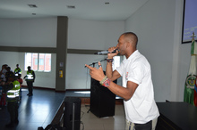 Campa&ntilde;a Un Juguete, una sonrisa alegr&oacute; los corazones de 400 ni&ntilde;os del &aacute;rea de renovaci&oacute;n urbana