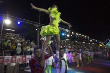 La moda, a veces s&iacute; incomoda 6