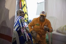 La moda, a veces s&iacute; incomoda 15