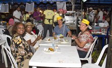 Al ritmo de Peregoyo y su combo Vacan&aacute;, el D&iacute;a del Pac&iacute;fico celebr&oacute; sus bodas de plata 8