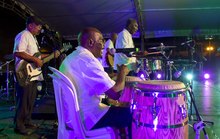 Al ritmo de Peregoyo y su combo Vacan&aacute;, el D&iacute;a del Pac&iacute;fico celebr&oacute; sus bodas de plata 13