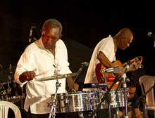 Al ritmo de Peregoyo y su combo Vacan&aacute;, el D&iacute;a del Pac&iacute;fico celebr&oacute; sus bodas de plata 16