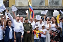 Cali con dolor colectivo se uni&oacute; contra el terrorismo 10