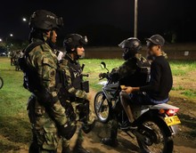 La Fuerza A&eacute;rea se suma a los patrullajes conjuntos de Polic&iacute;a y Ej&eacute;rcito en Cali 4