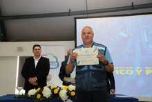 Los Agentes de Tr&aacute;nsito y Transporte celebraron los  46 a&ntilde;os de servicio a Cali con amor