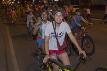 La Ciclovida nocturna: el nuevo encanto de Cali bajo la luna con deporte y actividad f&iacute;sica