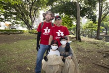 Cale&ntilde;os se &lsquo;ensuciaron&rsquo;&nbsp;en jornada de limpieza del r&iacute;o Cali de &lsquo;Mi Cali Bonita&rsquo; con la fundaci&oacute;n Bavaria 1