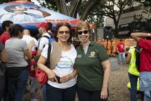 Cale&ntilde;os se &lsquo;ensuciaron&rsquo;&nbsp;en jornada de limpieza del r&iacute;o Cali de &lsquo;Mi Cali Bonita&rsquo; con la fundaci&oacute;n Bavaria