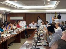 Alcalde Maurice Armitage &lsquo;se puso la camiseta&rsquo; por el Foro Nacional de la Bicicleta Cali 2019 