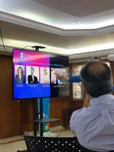 Alcalde Maurice Armitage &lsquo;se puso la camiseta&rsquo; por el Foro Nacional de la Bicicleta Cali 2019 