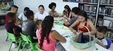 Biblioteca P&uacute;blica Desepaz: espacio para el teatro y las manualidades 