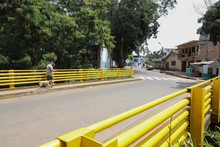 Infraestructura repar&oacute; puente vehicular del barrio Belisario Caicedo 