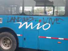 Retencio?n y vandalismo contra el MIO afecta a los calen?os