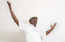 Artistas cale&ntilde;os ya cuentan con pensi&oacute;n vitalicia