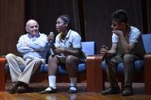 Estudiantes de Mi Comunidad es Escuela presentes en el TedX Cali