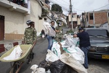 Cien toneladas de basuras y escombros se han retirado de la quebrada Isabel P&eacute;rez