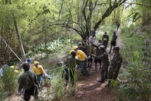 Cien toneladas de basuras y escombros se han retirado de la quebrada Isabel P&eacute;rez
