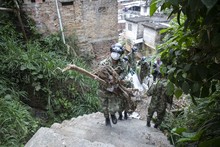 Cien toneladas de basuras y escombros se han retirado de la quebrada Isabel P&eacute;rez