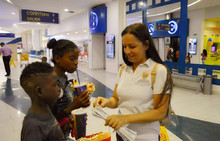 Alcald&iacute;a de Cali llev&oacute; m&aacute;s de 200 ni&ntilde;as, ni&ntilde;os y adolescentes a una funci&oacute;n gratuita en Cine Colombia 