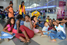 Alcald&iacute;a de Cali llev&oacute; m&aacute;s de 200 ni&ntilde;as, ni&ntilde;os y adolescentes a una funci&oacute;n gratuita en Cine Colombia 