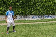 En P&iacute;zamos I, el deporte est&aacute; goleando la violencia y transformando vidas