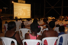 En Potrero Grande la paz tuvo sabor a crispetas en la celebraci&oacute;n del d&iacute;a de la madre1
