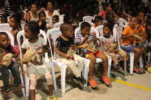 En Potrero Grande la paz tuvo sabor a crispetas en la celebraci&oacute;n del d&iacute;a de la madre2